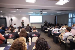 Emerson Silva, Solution Engineer e Noel Ferreira, Sales Director, durante o Murabei Connect SP