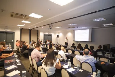 Palestra de Vladimir Belinski